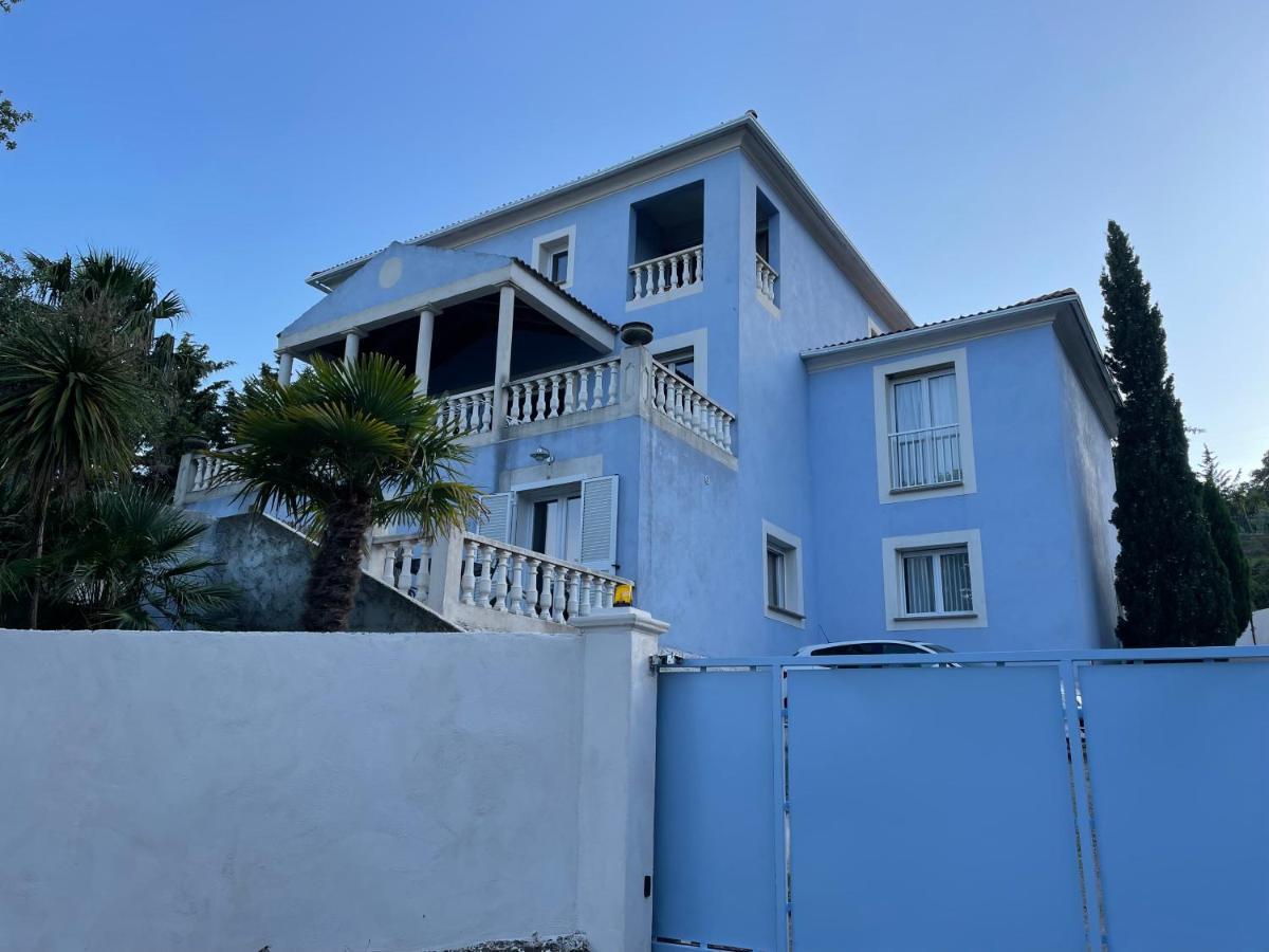 דירות בסטיה Casa Azzura מראה חיצוני תמונה