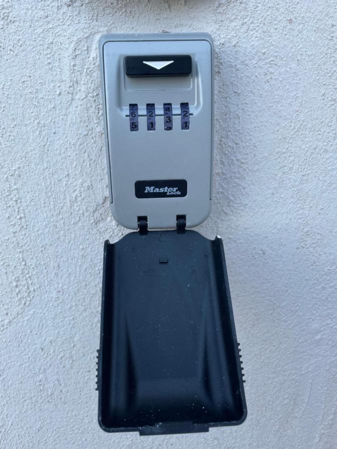 דירות בסטיה Casa Azzura מראה חיצוני תמונה